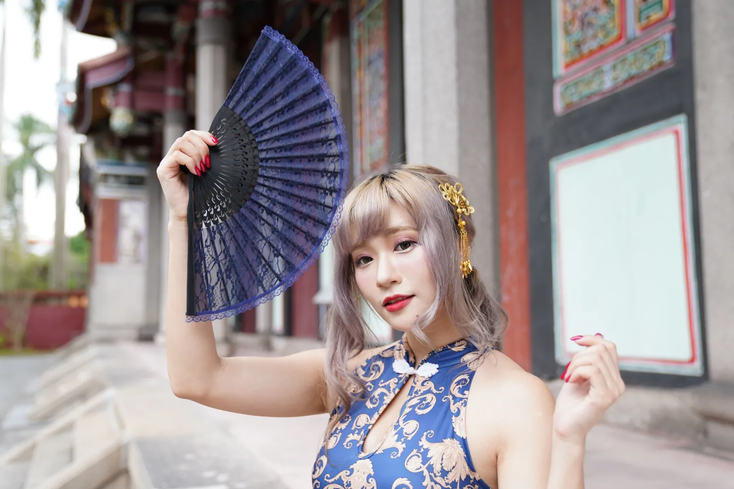 [Mzsock] NO.149 Xue Kaiyun blue flower short cheongsam with high heels and beautiful legs street photography#[105P]-43