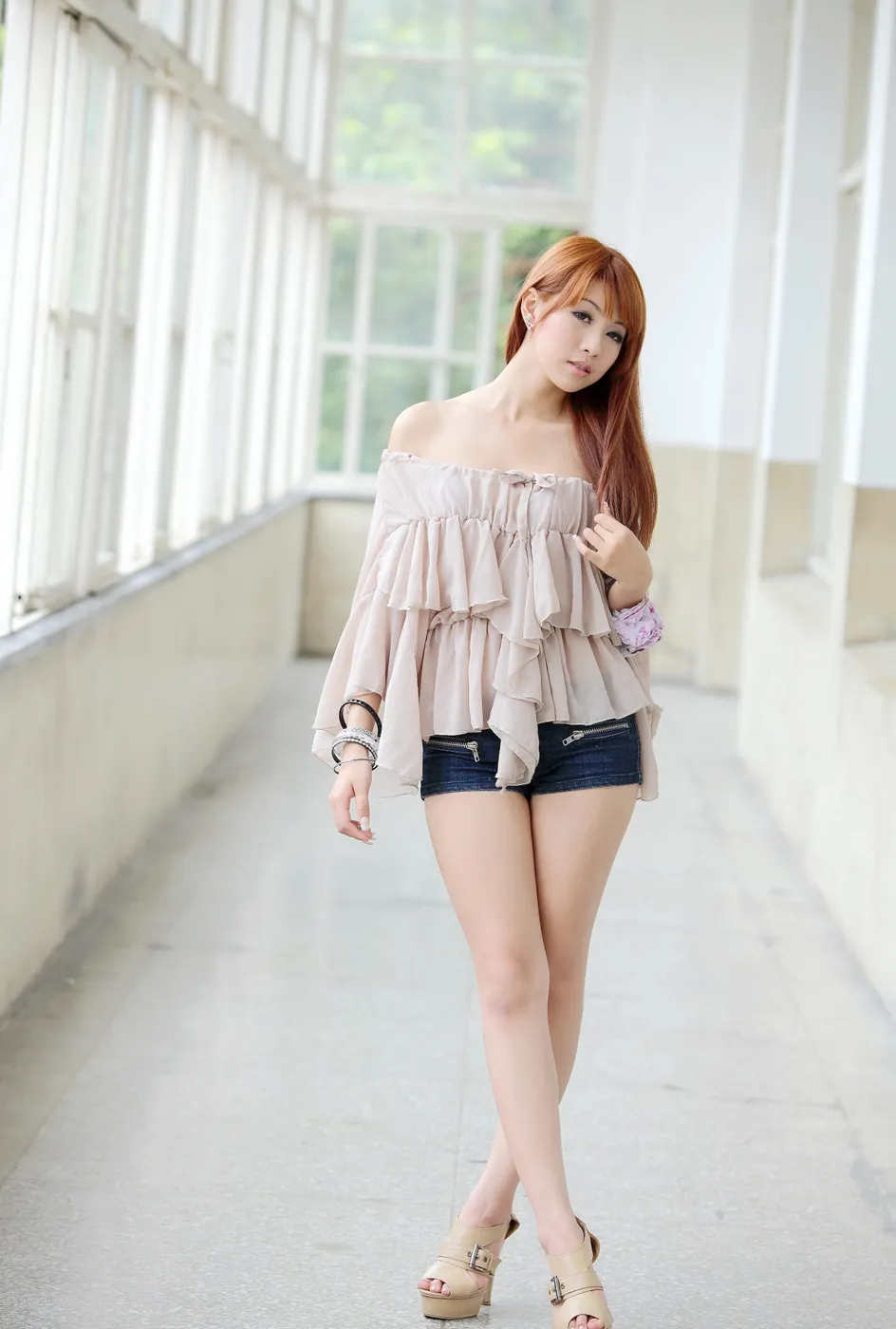 [Mzsock] NO.210 Xiaowen off-shoulder denim shorts cool and beautiful legs street photography#[80P]-14