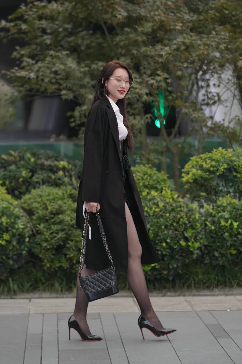 [Mzsock] NO.160 Long legs in black stockings street photography#[105P]-87